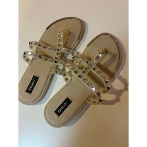 Dkny Flip Flops *7.5*